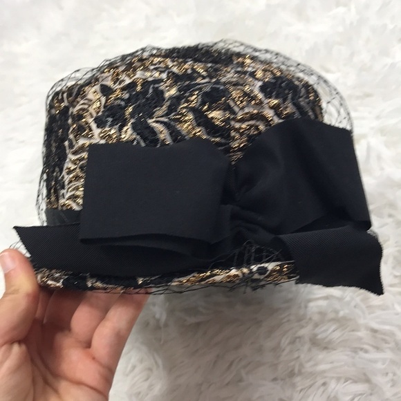 Vintage Roberta Bernay’s Veiled Gold Black Pillbox - Picture 2 of 10